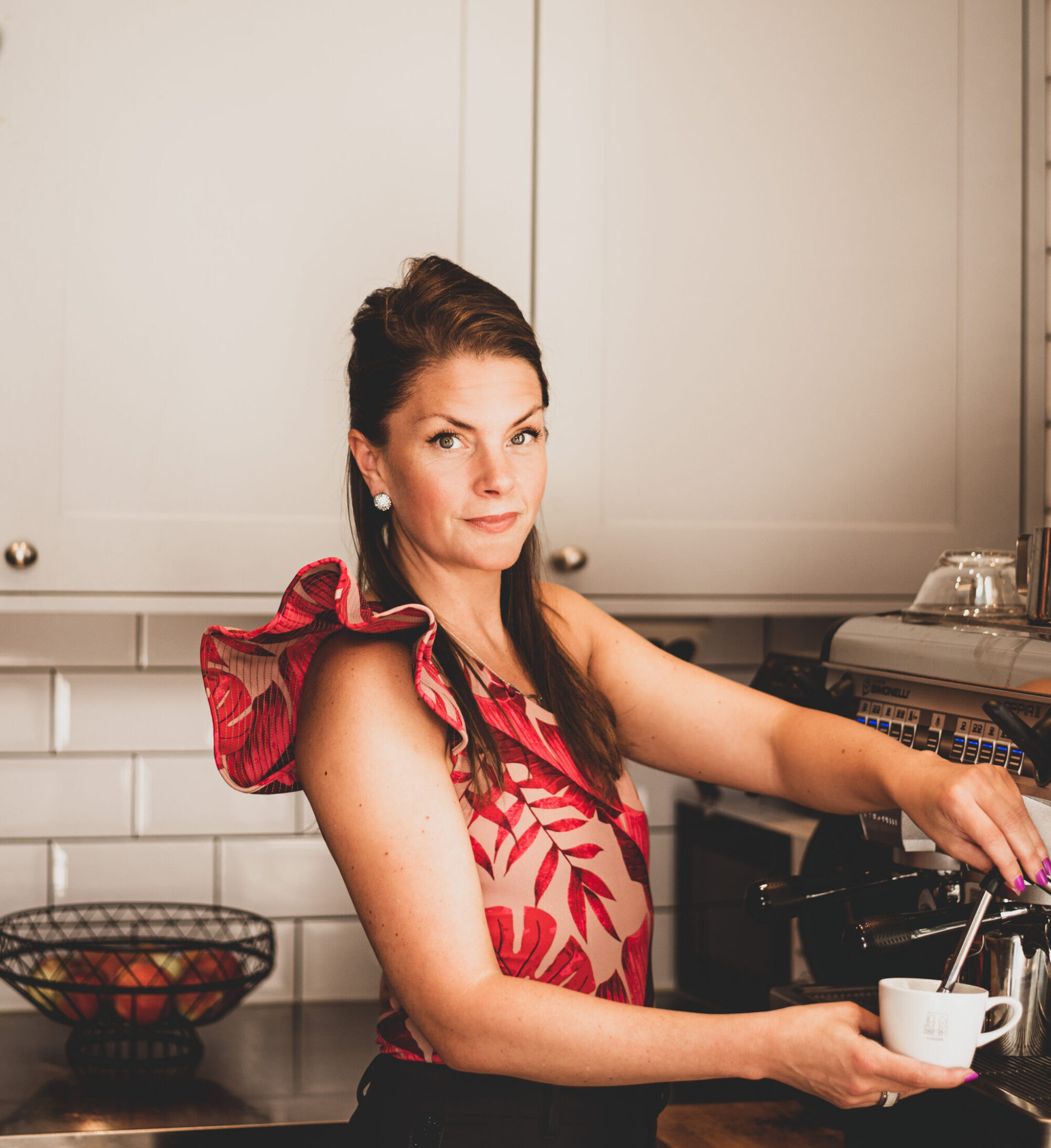 Maria bjuder på kaffe